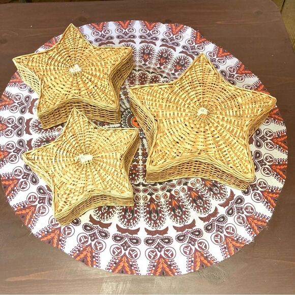 WILLIAMS SONOMA Star Shaped Woven Stacking Baskets Bohemian Boho Set of 3 - Picture 2 of 8